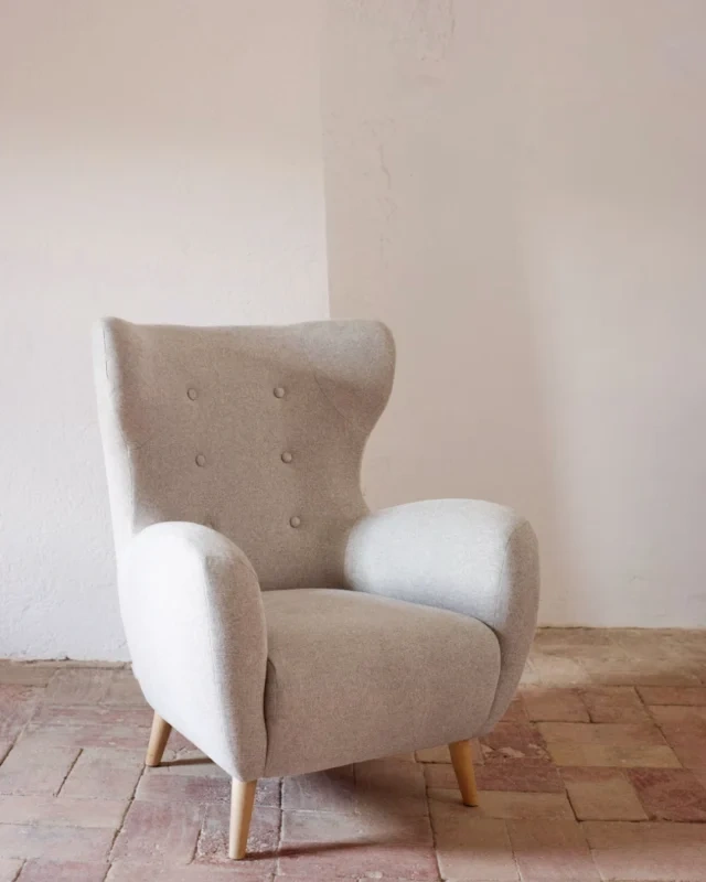 Smukkeste Patio lænestol fra Kave Home 🤍 En ægte indretningsperle, der forener klassisk design med komfort 😍✨