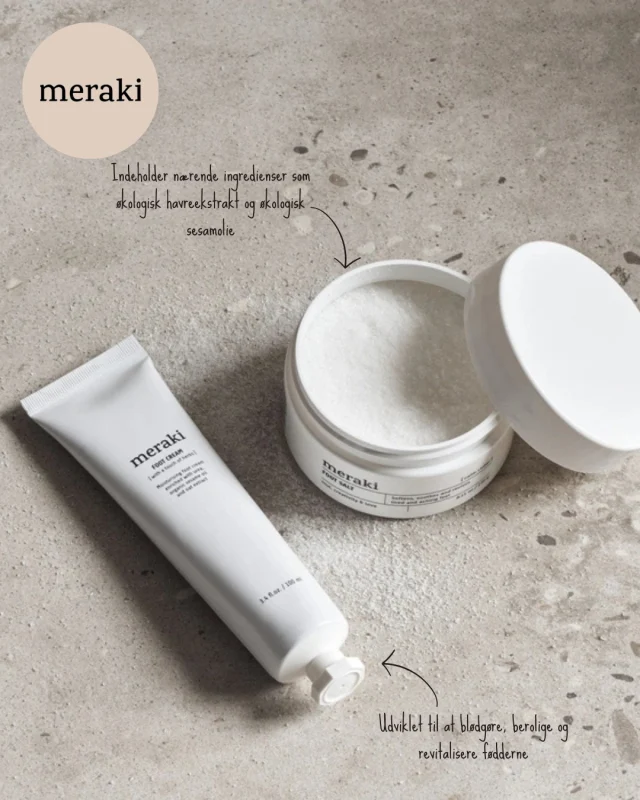 Det perfekte sommersæt til dig selv eller en, som du holder af. Med Merakis Foot Spa gaveæske får du de blødeste, lækre fødder, som er top klar til at hoppe i et par sandaler 🤍🌞