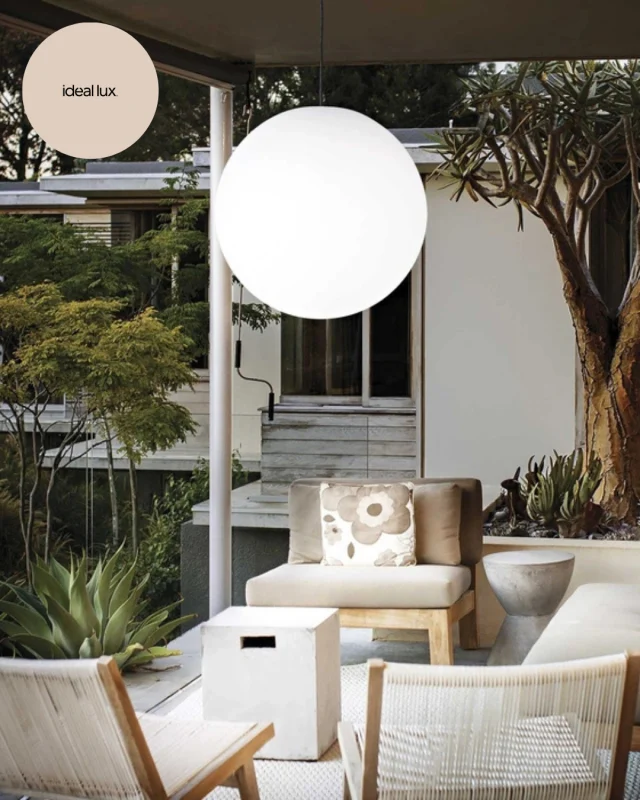 Fineste Sole udendørslampe fra Ideal Lux - perfekt til sommeraftenerne 💡