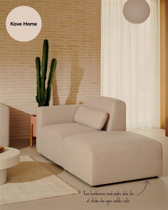 Denne puf er en fantastisk tilføjelse til enhver garderobe og kan bruges både til hverdag og fest. Den er tilgængelig i farven beige, hvilket gør den perfekt til forår og sommer. Som en del af Neom-kollektionen kan du skabe en sofa, der passer perfekt til din indretning og dine behov, samtidig med at du støtter bæredygtig og miljøvenlig produktion 🤎