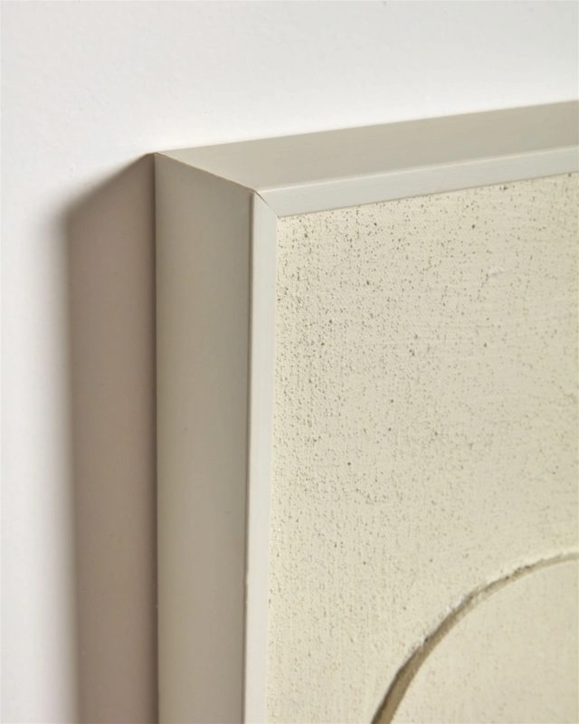Kendetegnende for Talin er dens moderne, rustikke og koloniale stil, som blødgør og beriger omgivelserne med sin varme beige farve 🤎⁠
⁠
Kunstværket er fremstillet med håndlavet efterbehandling, hvilket sikrer, at hvert stykke er unikt. De abstrakte relieffer i værket skaber varierende dybder, der interagerer med lyset og skaber livlige skygger og former, hvilket konstant ændrer kunstværkets udseende gennem dagen 🖼️⁠
⁠
⁠
#soveværelsesinspiration #soveværelsesdesign #bedroomgoals #nordicbedroom #boliginspiration #skandinaviskdesign #bedroomstyle #hjemmehygge #soveværelsesdetaljer #sengetid #likehomedk #scandihome #scandiliving #nordichomes #interiorlovers #interiør #interiørmagasinet