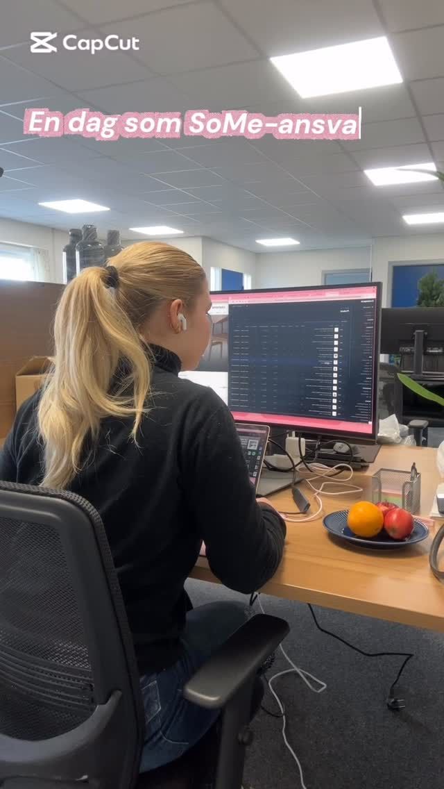 🤍En dag som SoMe-ansvarlig hos Likehome 
✨Et lille kig ind i mit arbejde bag skærmen 
I dag starter jeg dagen med at sætte vores giveaway op. Fra udvælgelse af produkt til det færdige opslag.

#endagmedmig #likehomedk #adaywithme #givaway #boliginspiration